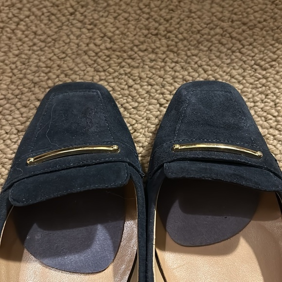 Talbots navy suede low heel size 8M - Picture 4 of 6